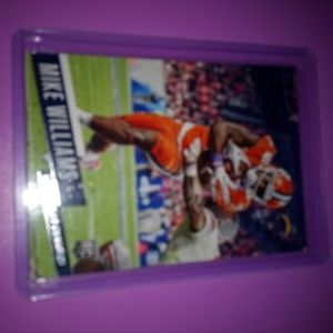 Mike Williams Base rookie in college uni